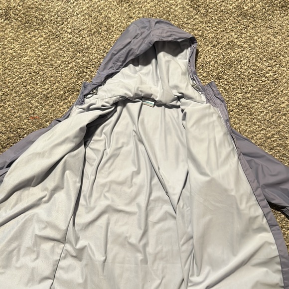 Columbia Rain Jacket - Picture 3 of 3